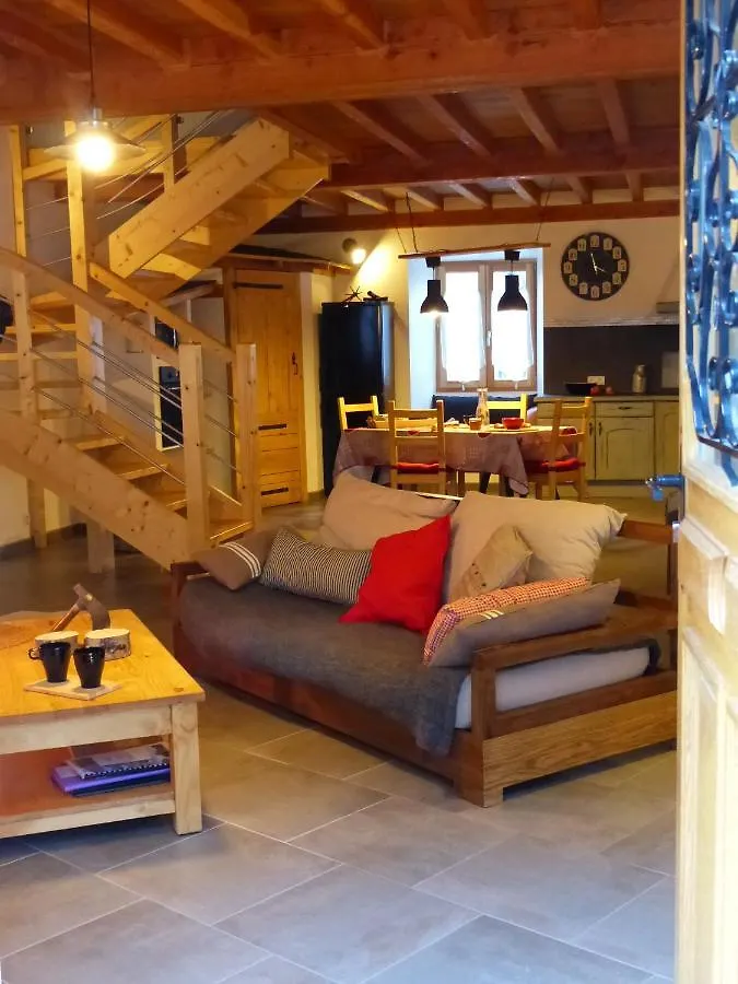 Gite de l'Amistat Val-de-Sos Hébergement de vacances